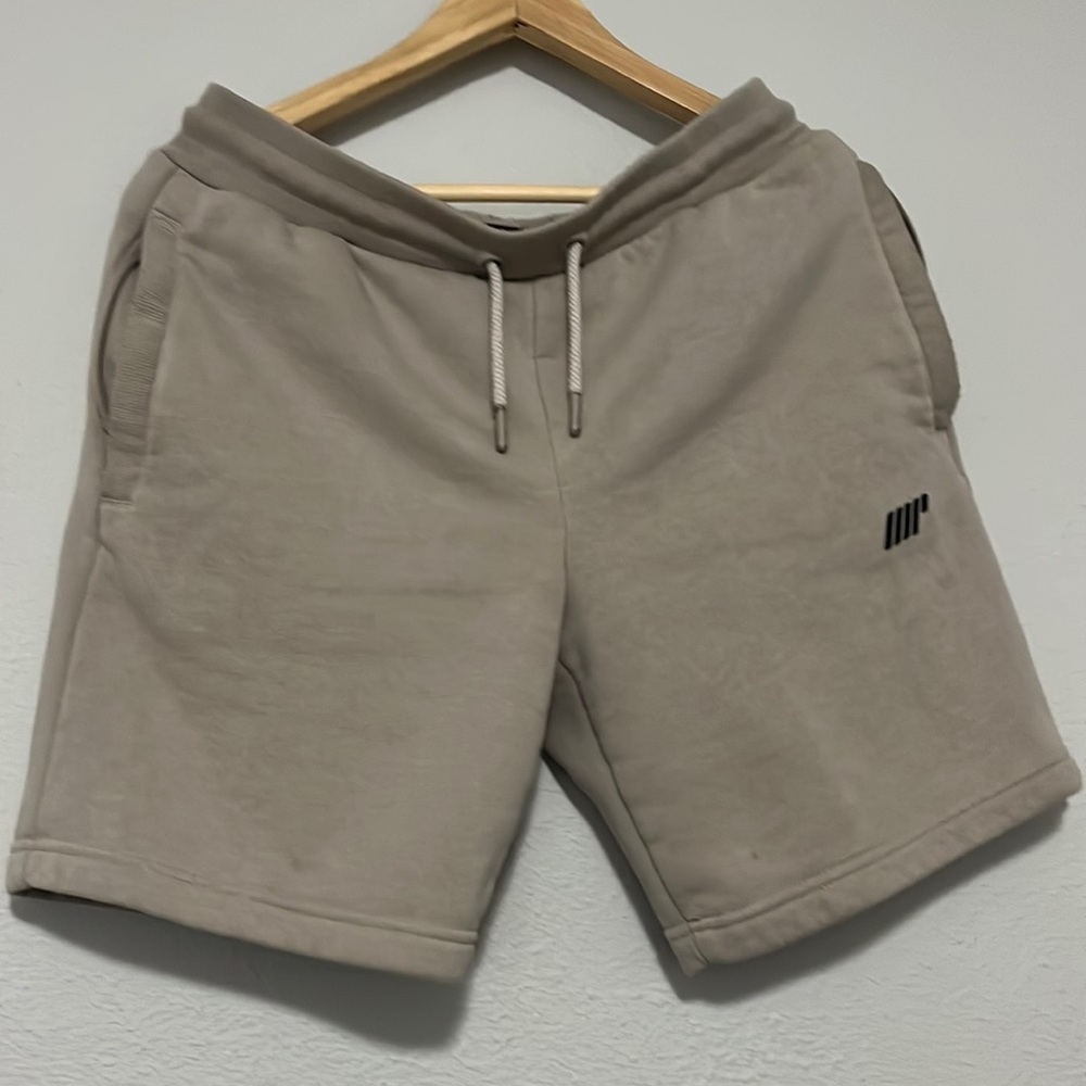 MYPROTEIN SHORTS SIZE M